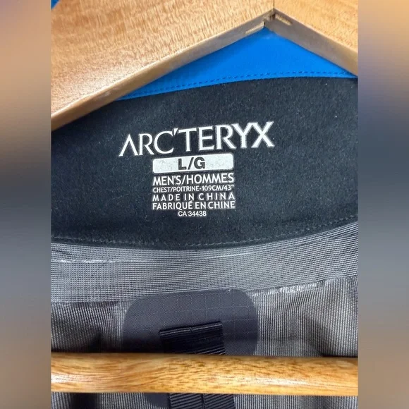 Arc’teryx Gore-Tex Shell Jacket Mens LG Blue Waterproof Alpine Hiking Pit zips - Picture 8 of 16